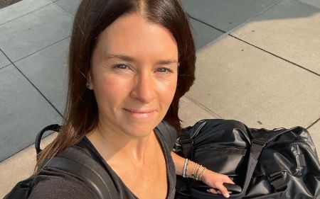 Aaron Rodgers dated actress Olivia Munn.